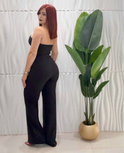 Cargar imagen en el visor de la galería, Strapples Vest &amp; Pant Set
