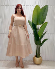 Cargar imagen en el visor de la galería, Midi Arena Dress
