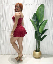 Cargar imagen en el visor de la galería, Kokette Burgundy Romper
