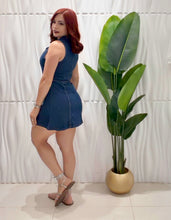 Cargar imagen en el visor de la galería, Button Short Dress
