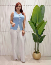 Cargar imagen en el visor de la galería, White Vibrant Jeans
