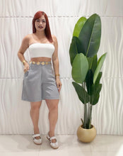 Cargar imagen en el visor de la galería, Bermuda Light Blue Short
