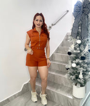 Cargar imagen en el visor de la galería, Rust Top &amp; Short Set
