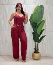 Cargar imagen en el visor de la galería, Burgundy Top &amp; Pant Set
