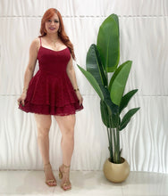 Cargar imagen en el visor de la galería, Flare Burgundy Dress
