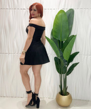 Cargar imagen en el visor de la galería, Off Shoulder Dress
