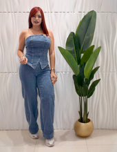 Cargar imagen en el visor de la galería, Strapples Top &amp; Pant Denim Set
