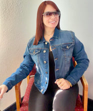 Cargar imagen en el visor de la galería, Womens Denim Jacket
