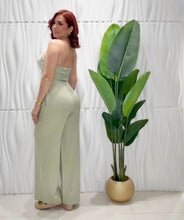 Cargar imagen en el visor de la galería, Lace Sage Top &amp; Pant Set
