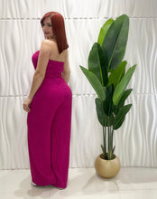 Cargar imagen en el visor de la galería, Magenta Strapples Jumpsuit
