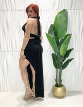 Cargar imagen en el visor de la galería, Black Crop Top &amp; Skirt Set
