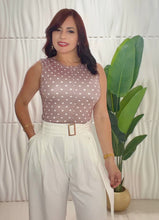Cargar imagen en el visor de la galería, Polka Dots Basic Top

