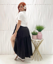 Cargar imagen en el visor de la galería, Wrap Around Maxi Skirt

