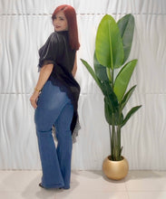Cargar imagen en el visor de la galería, Tunic Lace Top
