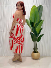 Cargar imagen en el visor de la galería, Tomato Beige Top &amp; Skirt Set
