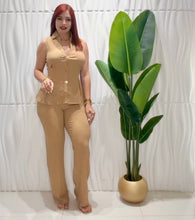 Cargar imagen en el visor de la galería, Nude Top &amp; Pant Set
