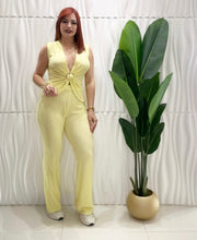 Cargar imagen en el visor de la galería, Butter Yellow Top &amp; Palazzo Set
