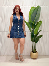 Cargar imagen en el visor de la galería, Button Short Dress
