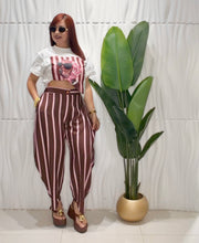 Cargar imagen en el visor de la galería, Chocolate &amp; Pink Barrel Pant
