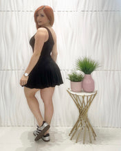 Cargar imagen en el visor de la galería, One Shoulder Black Dress
