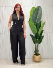 Cargar imagen en el visor de la galería, Black Top &amp; Palazzo Set
