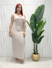 Cargar imagen en el visor de la galería, Beige Stripes Casual Dress
