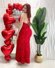 Cargar imagen en el visor de la galería, Elegant Red Dress
