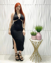 Cargar imagen en el visor de la galería, Midi Cut Out Black Dress
