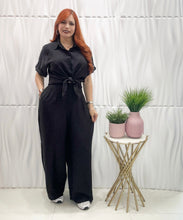 Cargar imagen en el visor de la galería, Black Button Top &amp; Pant Set
