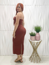 Cargar imagen en el visor de la galería, Caramel Casual Midi Dress

