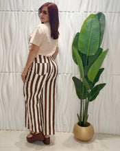 Cargar imagen en el visor de la galería, Chocolate Denim Stripes Pant
