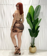 Cargar imagen en el visor de la galería, Chocolate Mesh Dress
