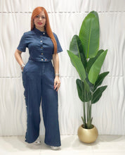 Cargar imagen en el visor de la galería, Denim Button Top &amp; Pant Set
