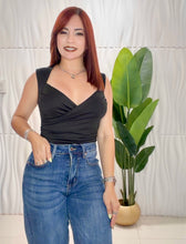 Cargar imagen en el visor de la galería, Lycra Basic Tops
