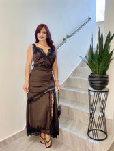 Cargar imagen en el visor de la galería, Chocolate &amp; Black Lace Set
