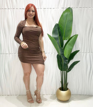 Cargar imagen en el visor de la galería, Glitter One Shoulder Dress

