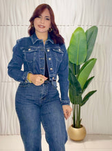 Cargar imagen en el visor de la galería, Denim Crop Jacket
