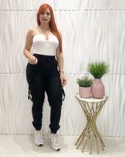 Cargar imagen en el visor de la galería, Jogger Black Pant
