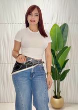 Cargar imagen en el visor de la galería, Basic Tshirt
