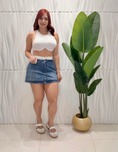 Cargar imagen en el visor de la galería, Vibrant Denim Skort
