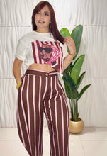 Cargar imagen en el visor de la galería, Animal Love Tshirt
