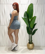 Cargar imagen en el visor de la galería, Light Denim Romper
