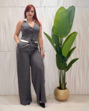 Cargar imagen en el visor de la galería, Grey Vest &amp; Long Pant
