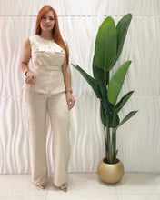 Cargar imagen en el visor de la galería, Formal Beige Set
