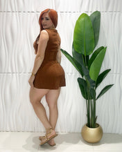 Cargar imagen en el visor de la galería, Corduroy Romper
