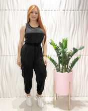 Cargar imagen en el visor de la galería, Simply Black Cargo Jumpsuit
