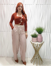 Cargar imagen en el visor de la galería, Stripes Caramel Pant
