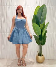 Cargar imagen en el visor de la galería, Halter Light Denim Dress
