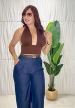 Cargar imagen en el visor de la galería, Chocolate Crop Top
