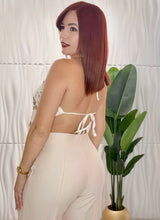 Cargar imagen en el visor de la galería, Backless Beige Crop Top

